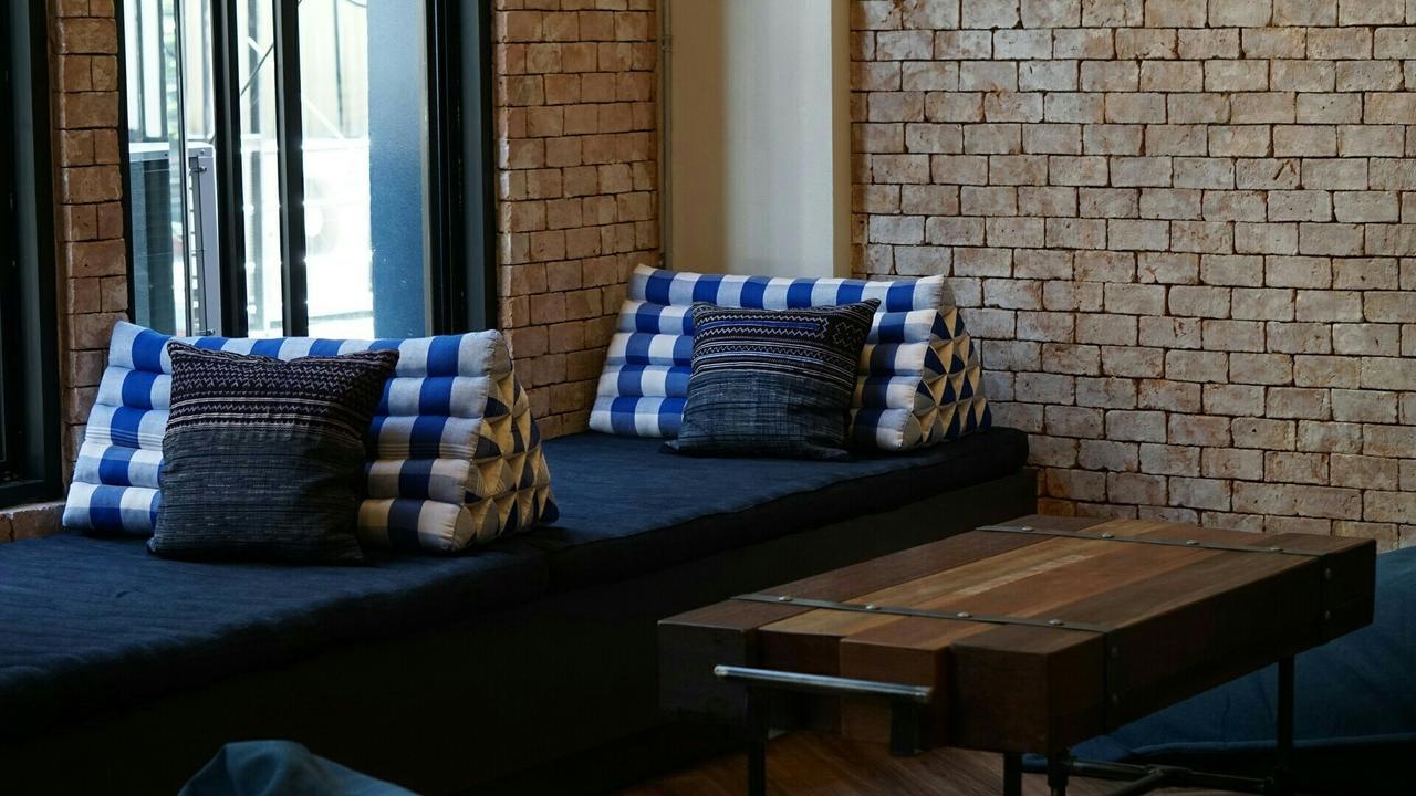 Natee Hostel Bangkok Esterno foto