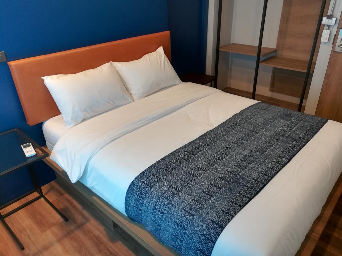 Natee Hostel Bangkok Esterno foto
