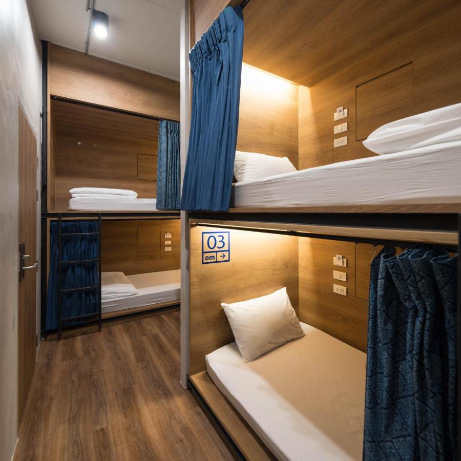 Natee Hostel Bangkok Esterno foto